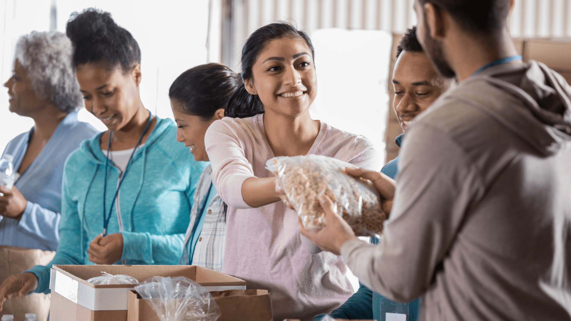 13 Ways to Encourage Your Church Members to Give Back to Your Community